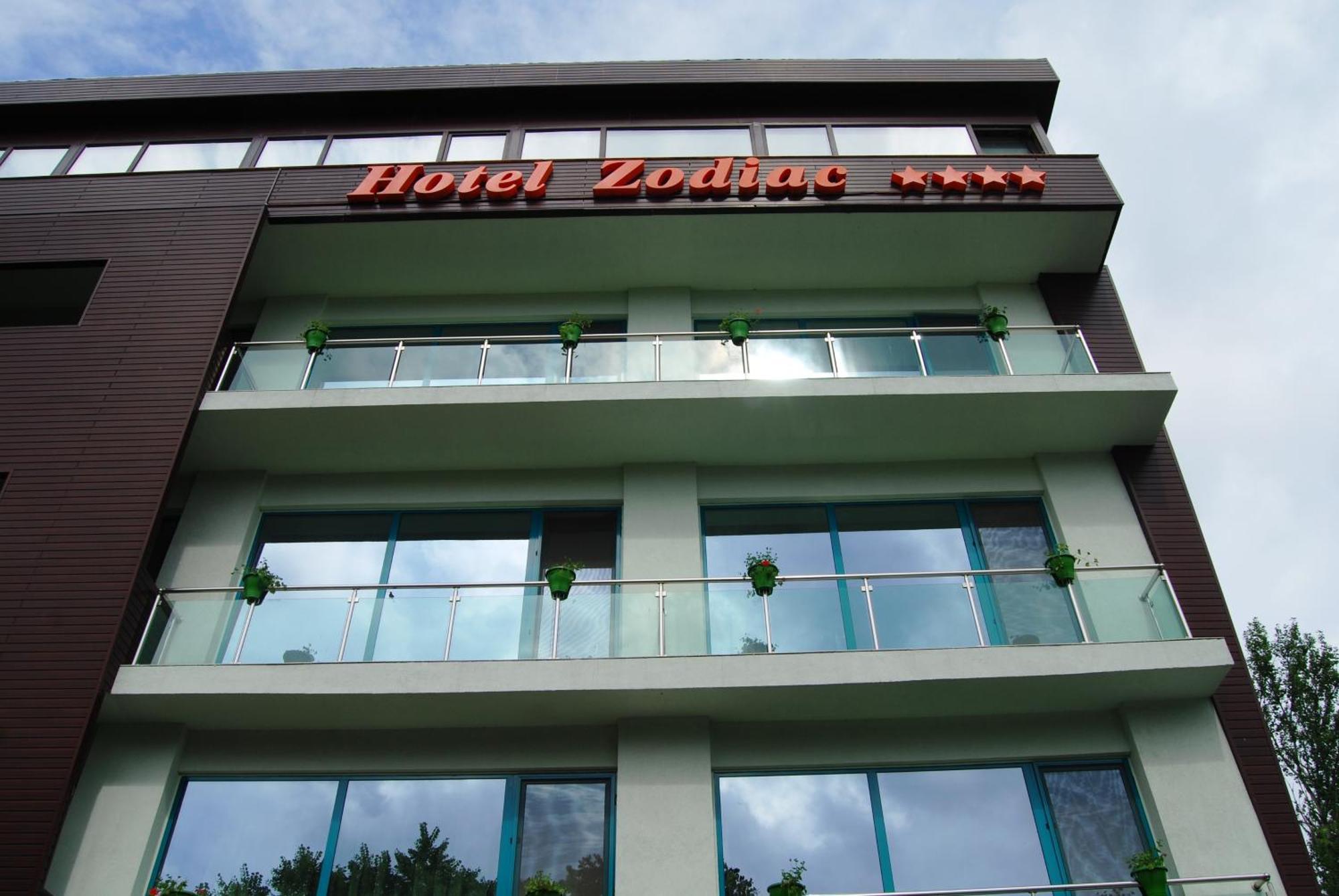 Hotel Zodiac Constanţa Buitenkant foto